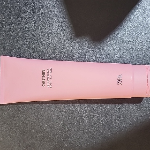 ZARA Intense Orchid Body Set - Picture 5 of 11